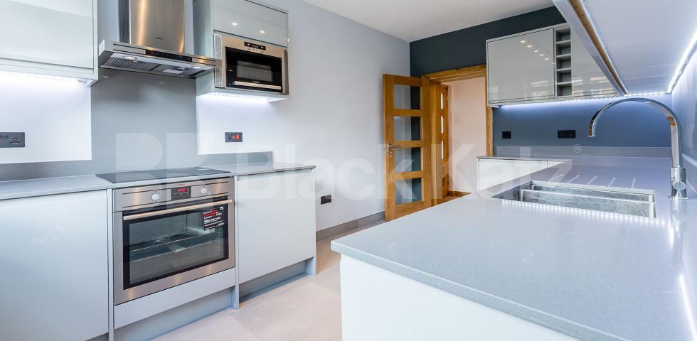 			2 Bedroom, 1 bath, 1 reception Flat			 Great Percy Street, Kings Cross / Clerkenwell 